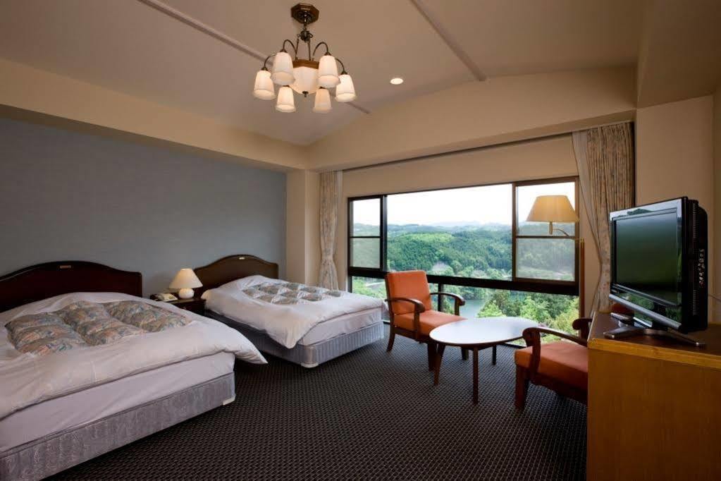 Shorenji Lake Hotel Nabari Kültér fotó
